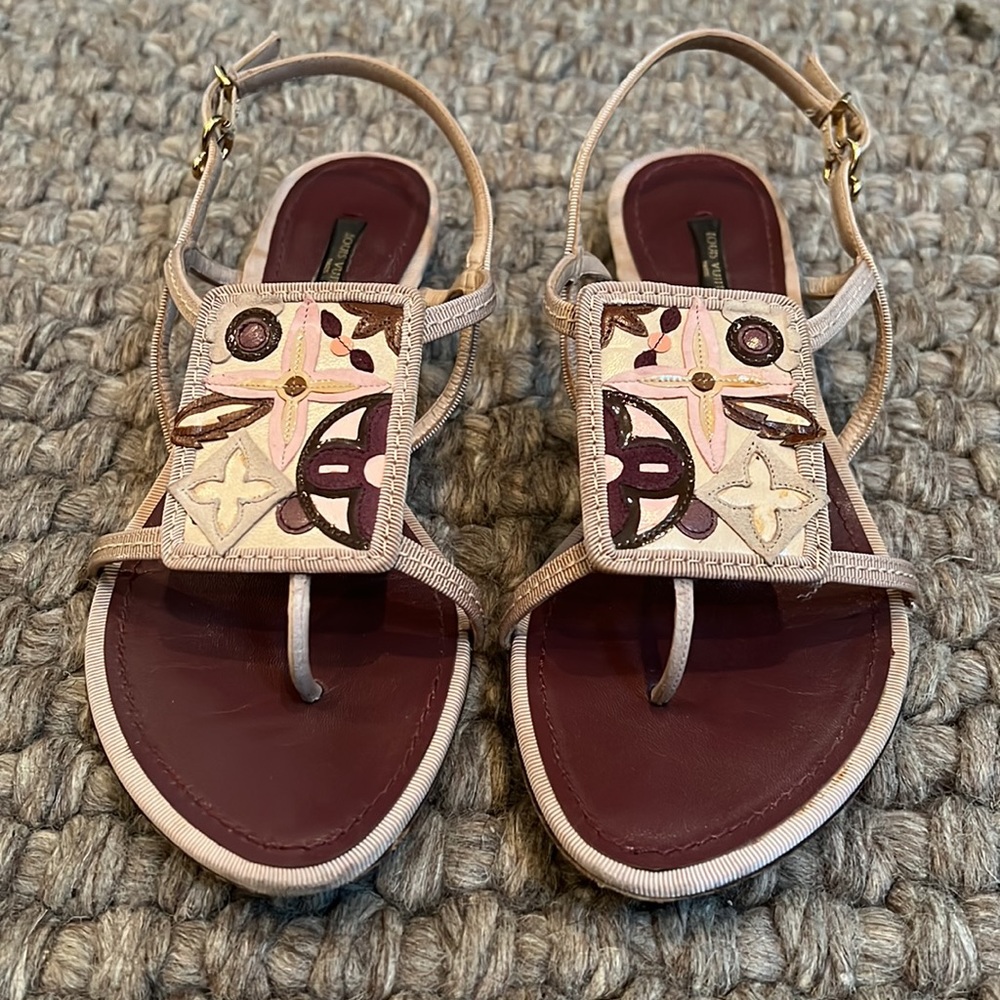 Louis Vuitton Authentic Vintage Sandals Sz 7.5